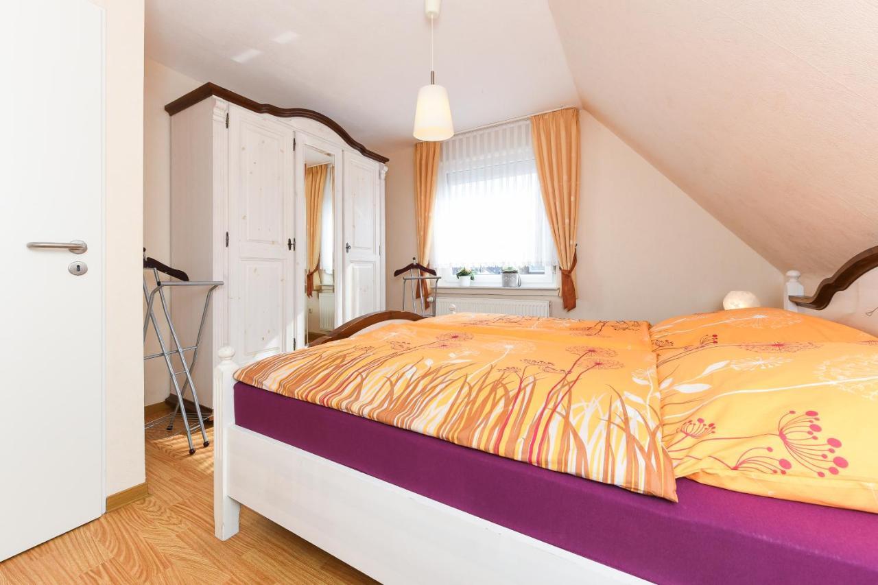 Ferienwohnung Im Haus Weinstock 이젠스 외부 사진