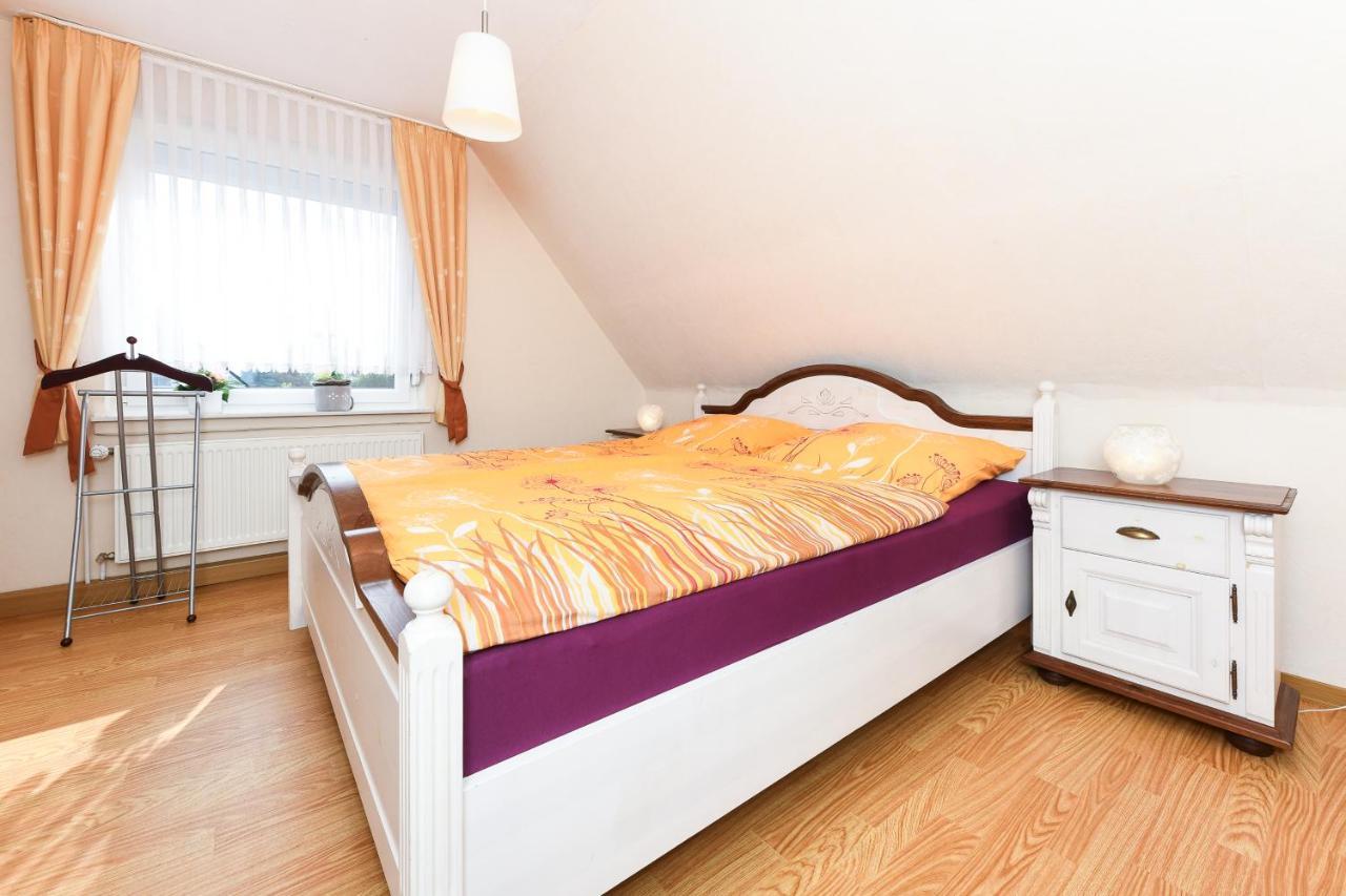 Ferienwohnung Im Haus Weinstock 이젠스 외부 사진